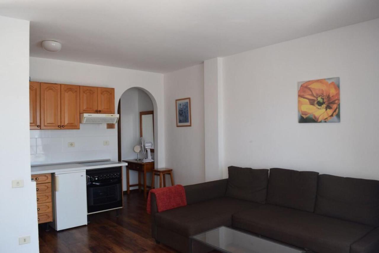 Apartamento Reni Tías Exterior foto